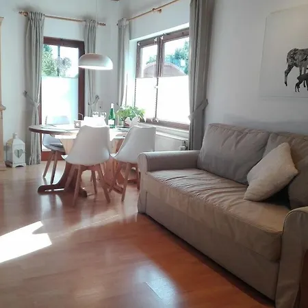 아파트 Charming In *